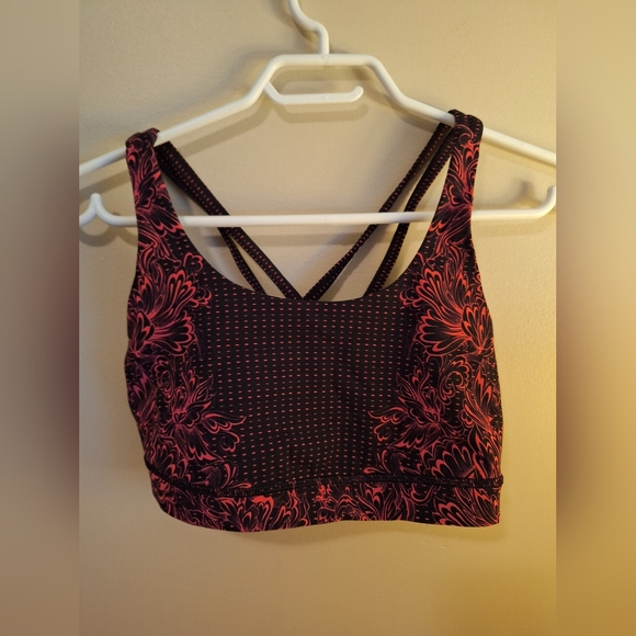 Lululemon Energy Bra in Glossy Black with Pink detail - Size 6 - Picture 2 of 4